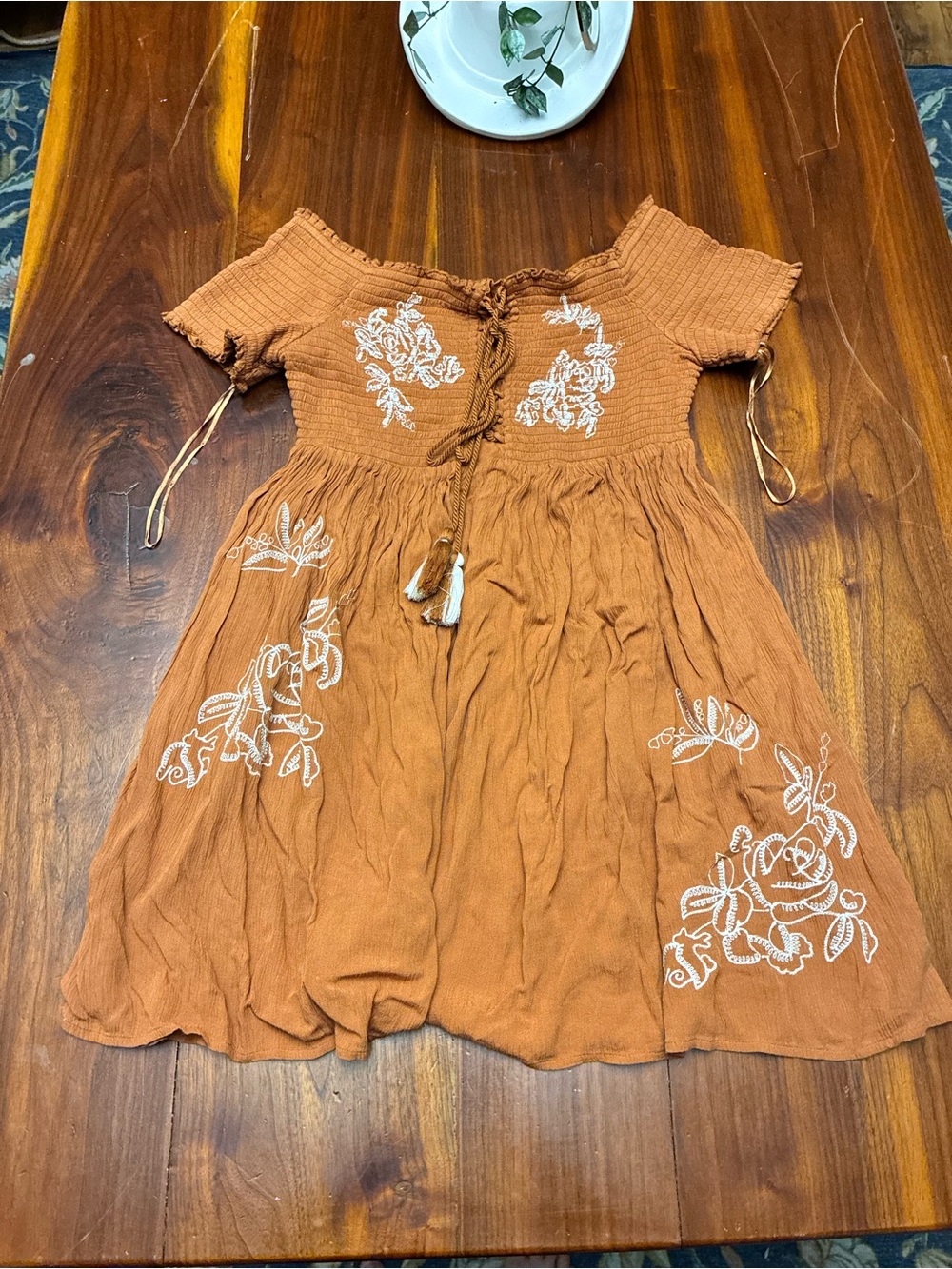 Shyanne Boho Embroidered Floral Dress Rust Brown Off Shoulder Tie Front M prairi